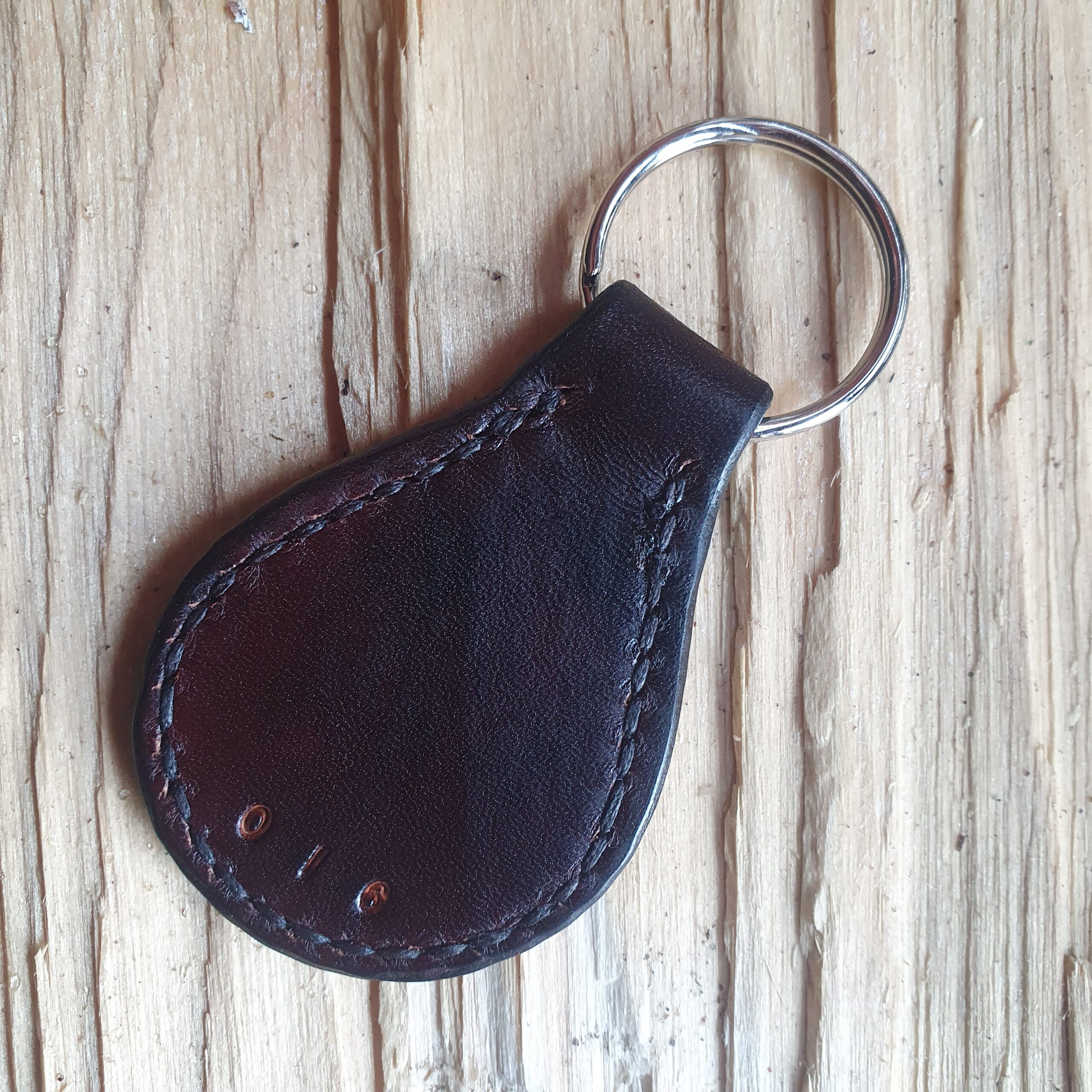 20210623_065346 Schlüsselring Dossen Mahogany