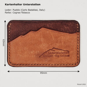 Kartenhalter_Unterstetten_cognac_tobacco_front_facts